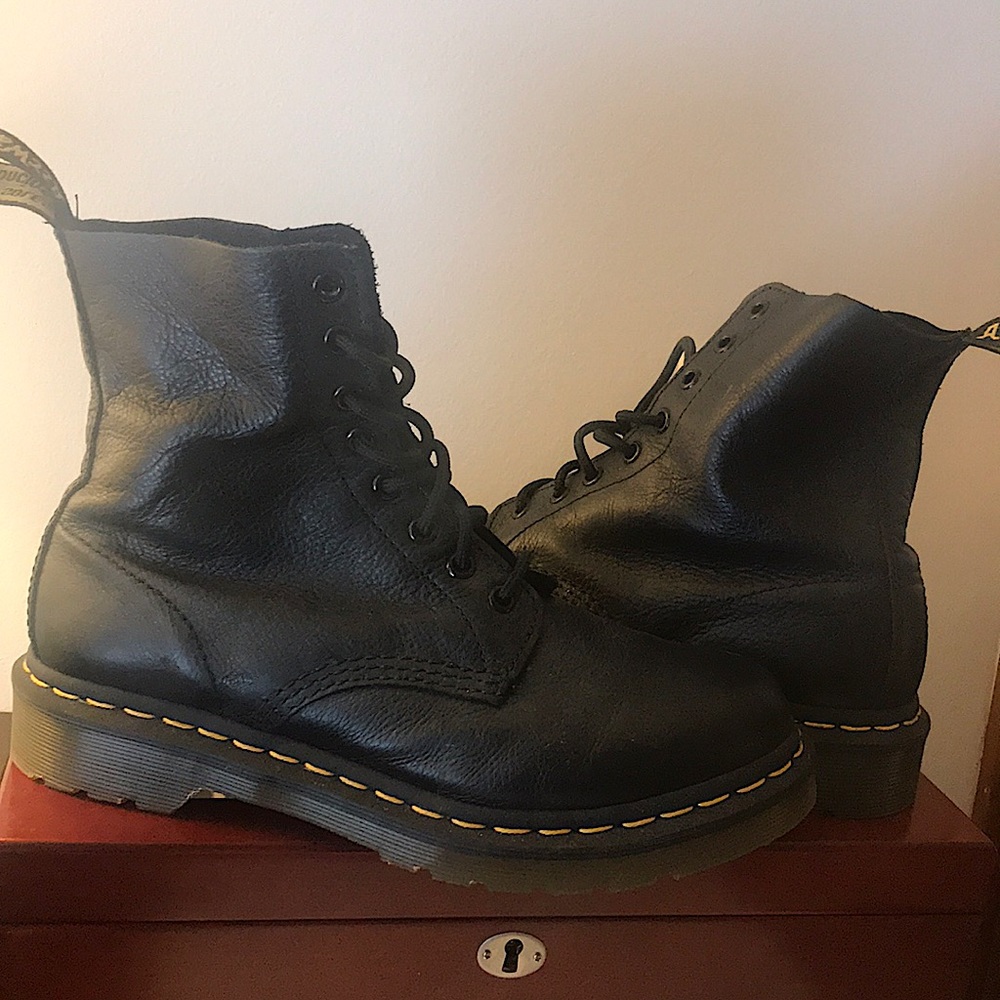 Dr. Martens 1460 Smooth Leather